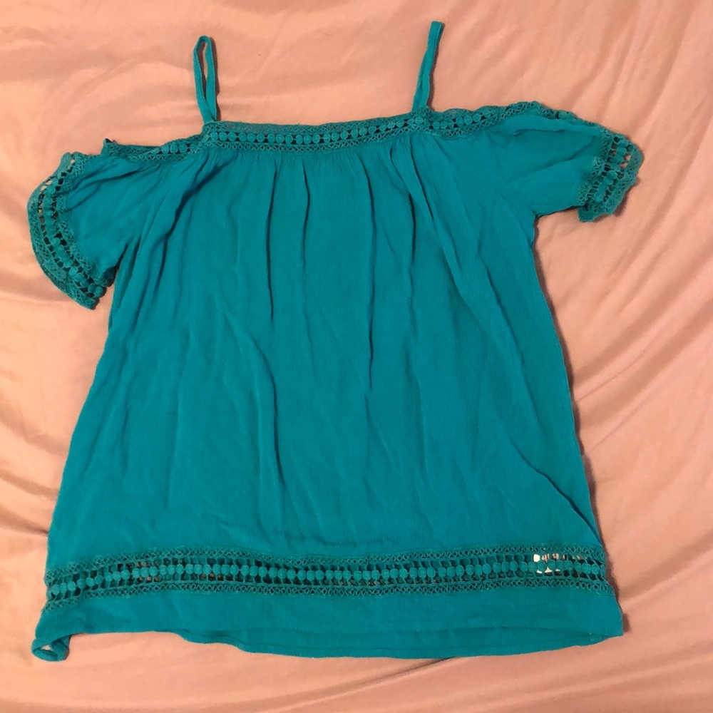 off the shoulder shirt